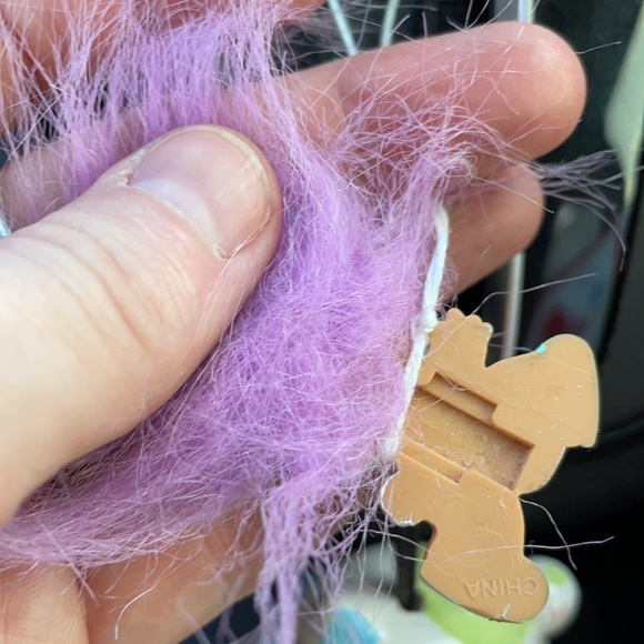 Trolls Bunny Easter Pin Vintage - Picture 2 of 2